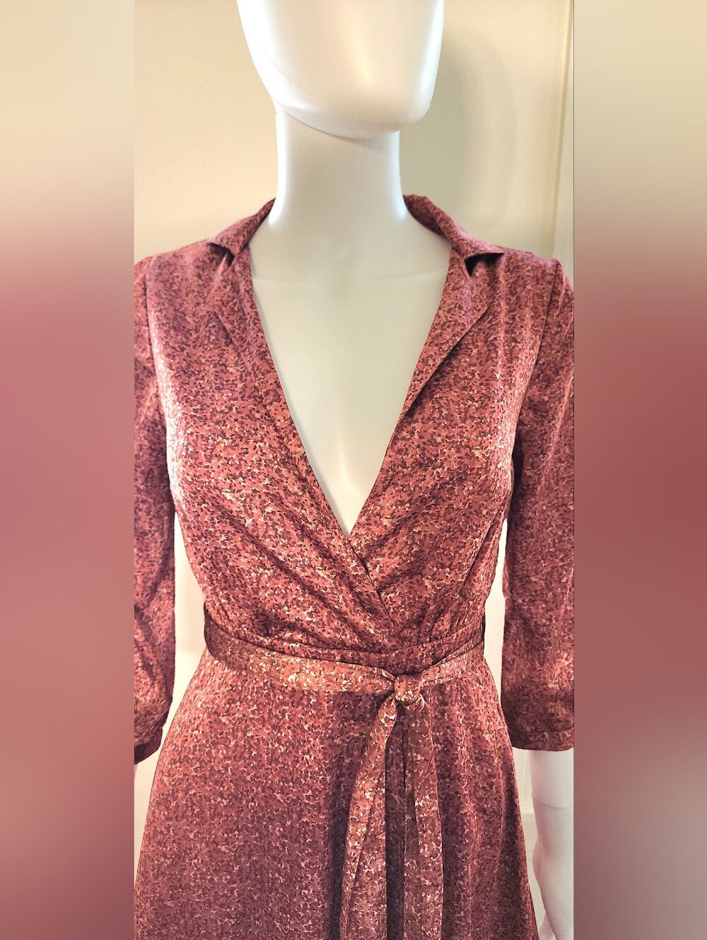 H&M Faux Wrap Silky Dress Vintage Retro Look 70s Office Vibe Size 6 US - Picture 2 of 14